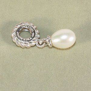 Judith Ripka Charms /Troll Bead – Sterling Drop Pearl